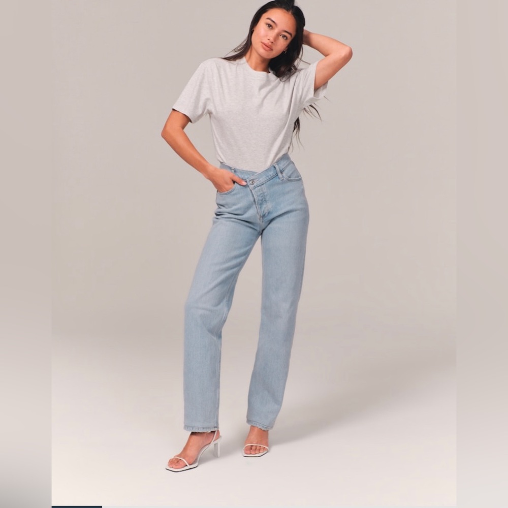 Abercrombie Curve Love High Rise Dad Jean